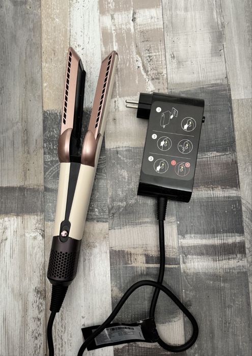 Dyson airstraight преса сешоар