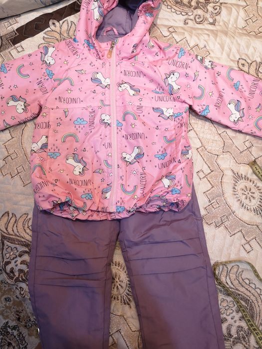 Костюм демисезонный для девочки