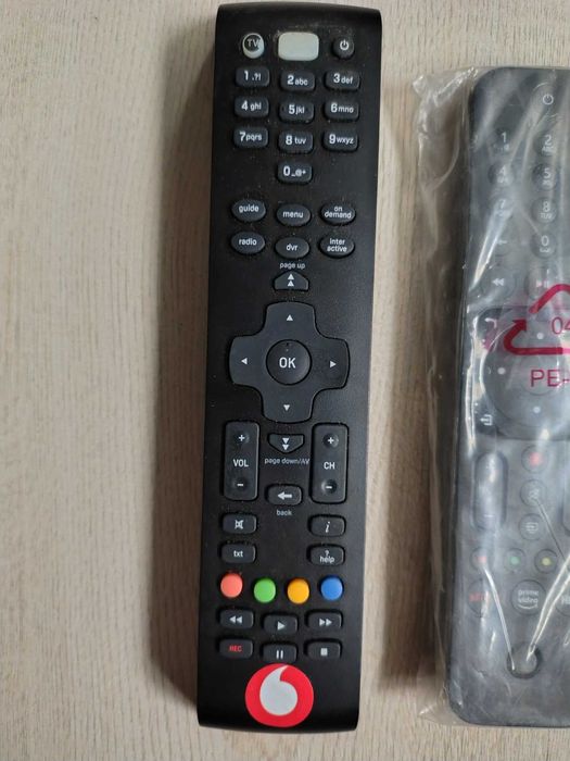 Telecomanda remote control Vodafone TV Play and GigaTV CableBox 2