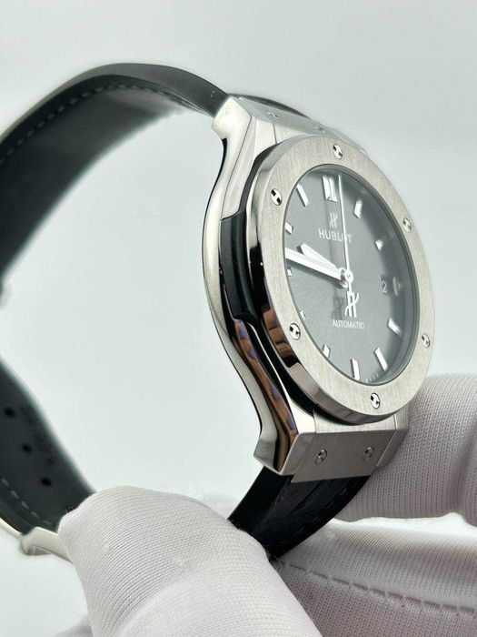 Часы Hublot Classic Fusion
