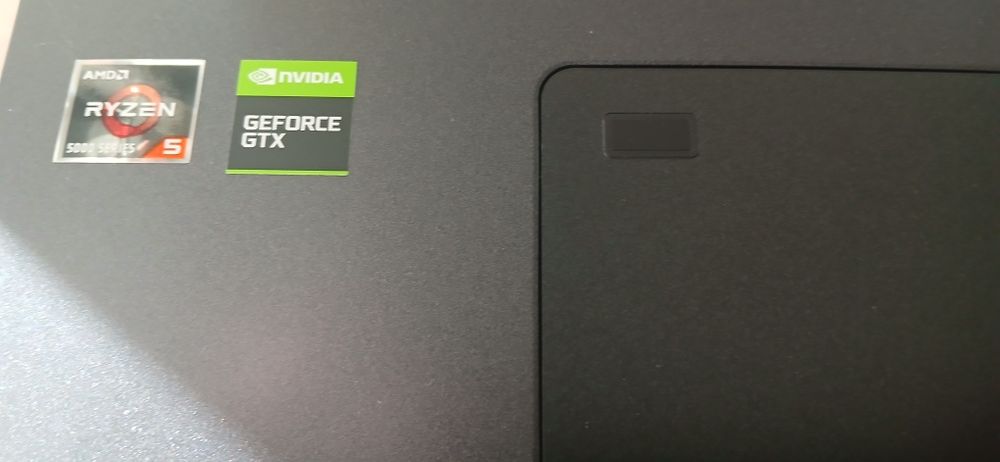 Laptop Gaming Acer Aspire 7