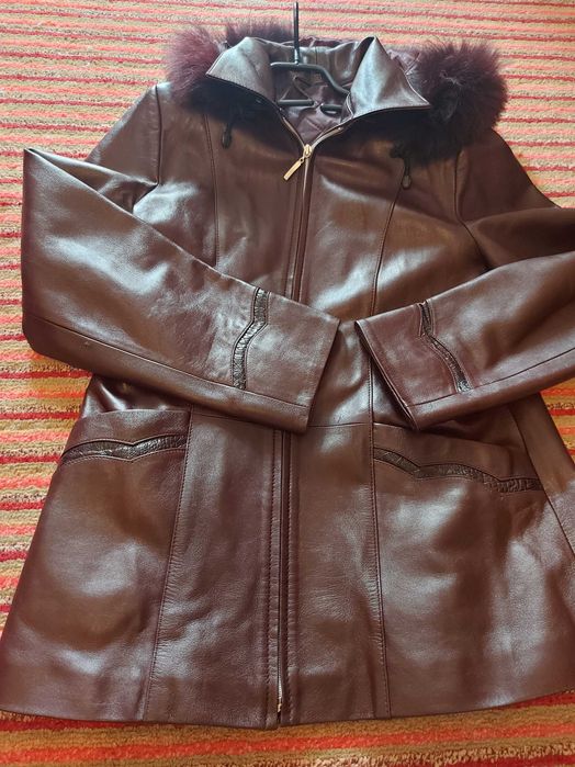 Jacheta/haina din piele pentru dama eleganta