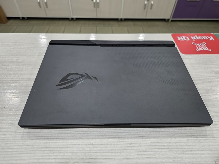Asus Rog Strix (Ryzen 7 4800H, RTX 3050 4 gb)