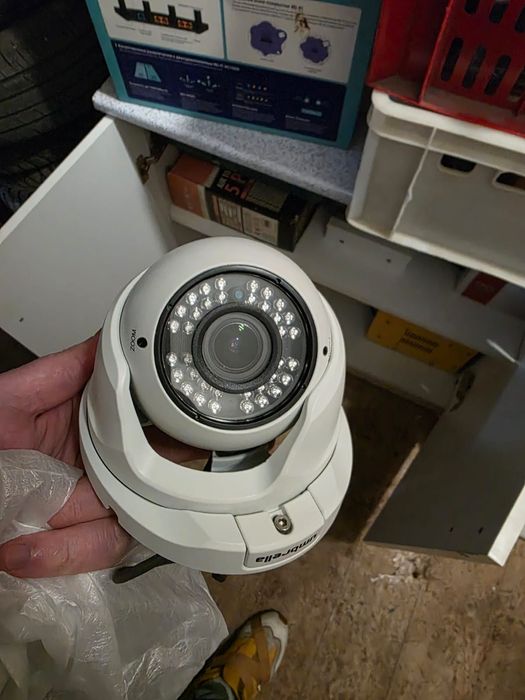 Продам 3 камеры. Новые