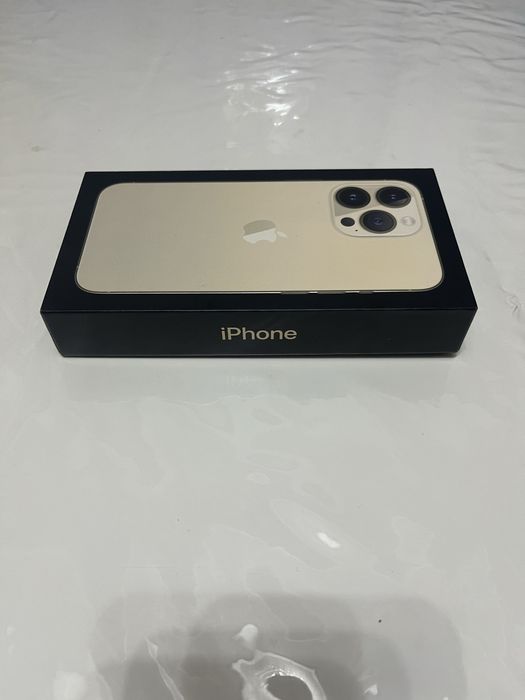 Продам айфон 13 Про
