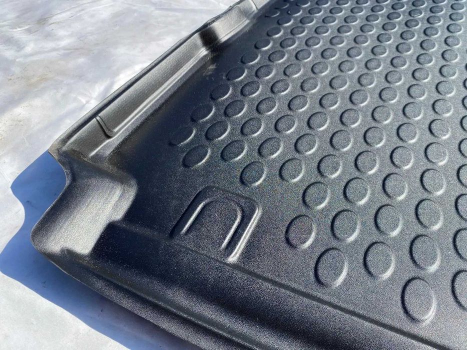 Opel Zafira B - oригинелна задна стелка