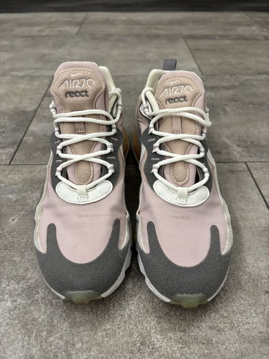 Nike Air Max 270 React