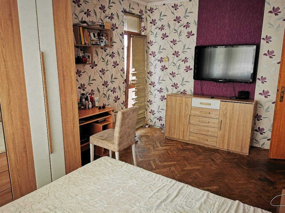 Продава се Четиристаен апартамент в Поморие - 140 кв.м за 948 €/кв.м - Снимка #9