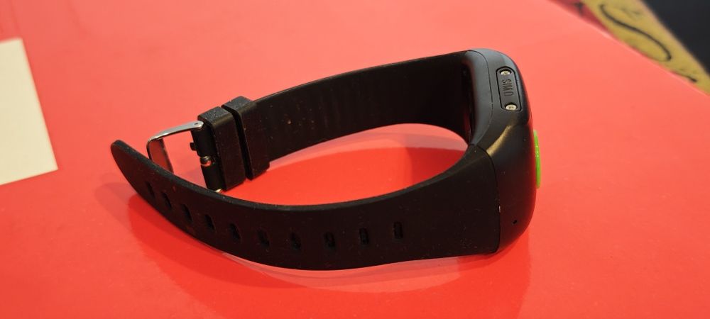 Brățară GPS pentru bătrâni