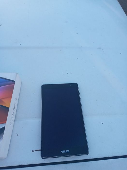 Продам планшет    нерабочий