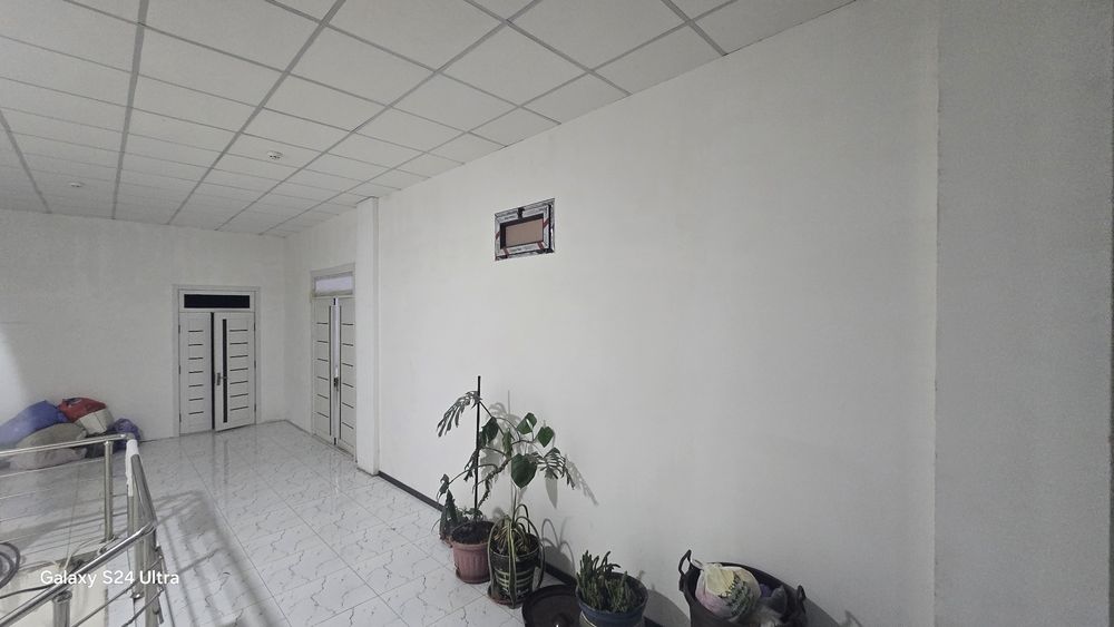 Arenda 2qavat beriladi