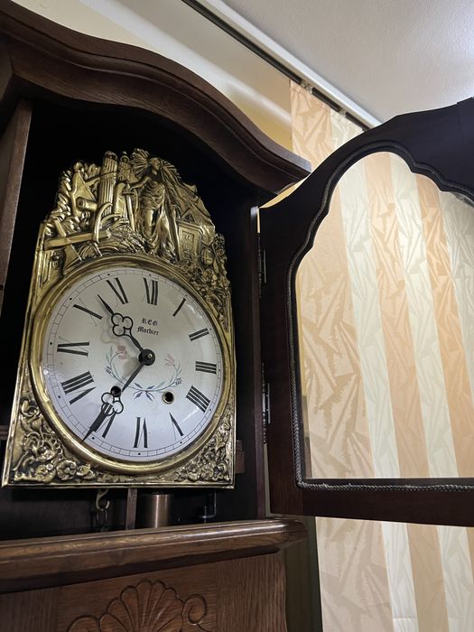 Ceas de podea vintage – mecanic, cu pendul – stare foarte buna