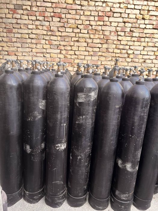 Balonlar sotiladi углий кислий заправка хам килиб берамиз