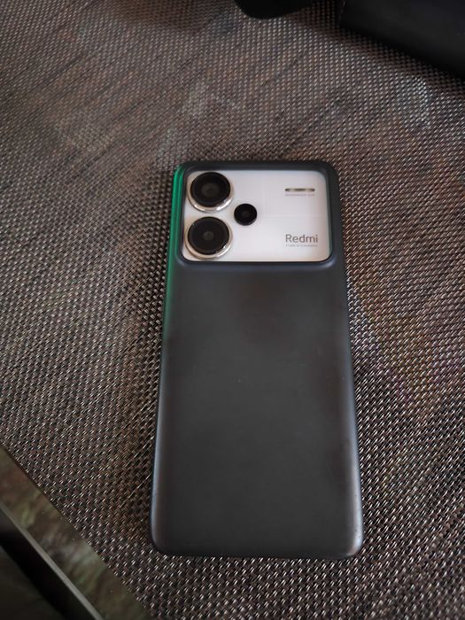 Телефон Редми 13 про +
