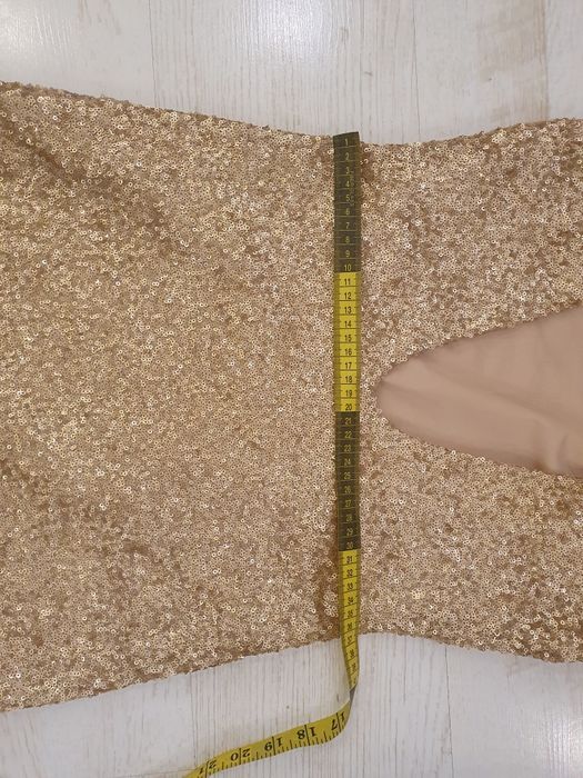 Страхотна рокля с пайети