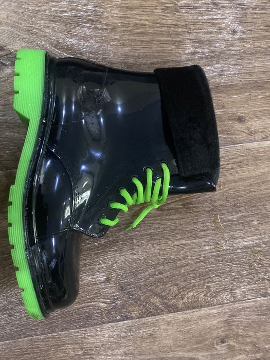 Продам резиновые сапожки