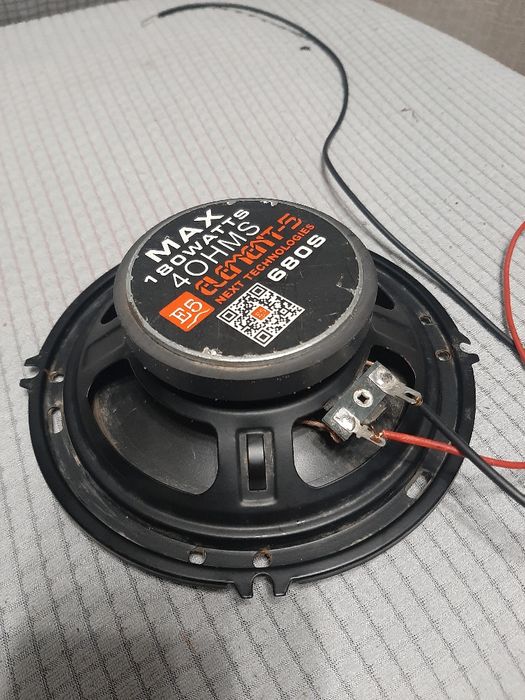 Мидбассовый динамик