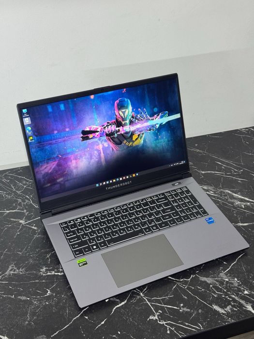 Kuchli Igrovoy Noutbuk ThunderRobot