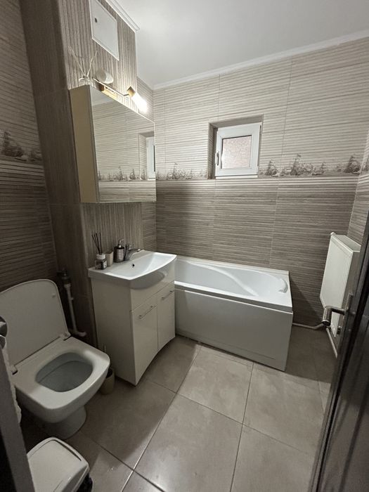 Apartament de închiriat-DELFINARIU