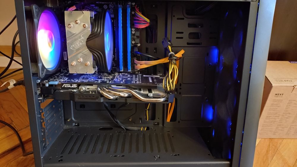 Видео карта Asus GTX 660 DirectCU II 2GB