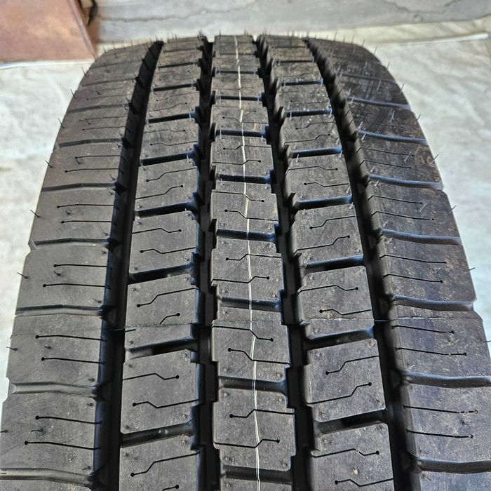 Нови предни гуми 315/70R22.5 Bridgestone W958 156/150L M+S 3PMFS SNOW