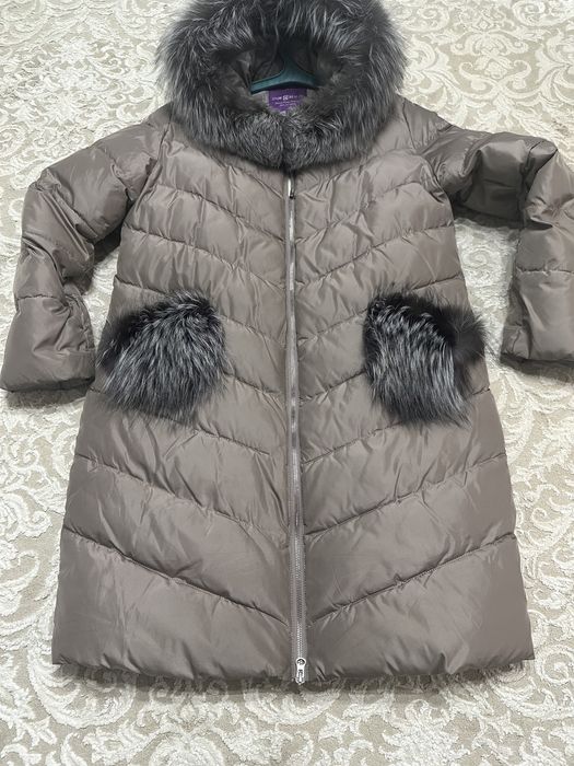 100%пух ,супер легкий  пуховик