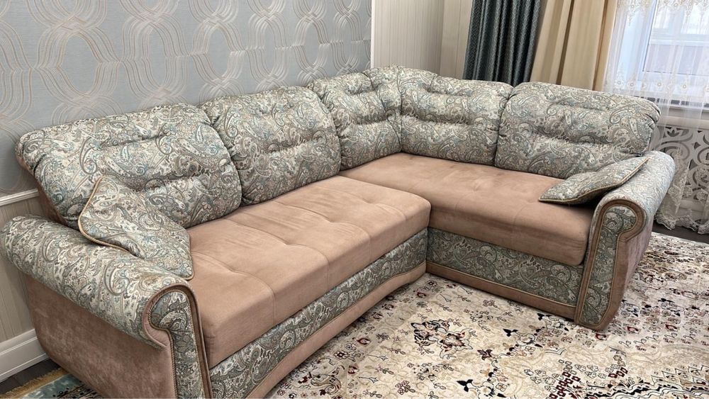 Продам диван в хорошем состоянии