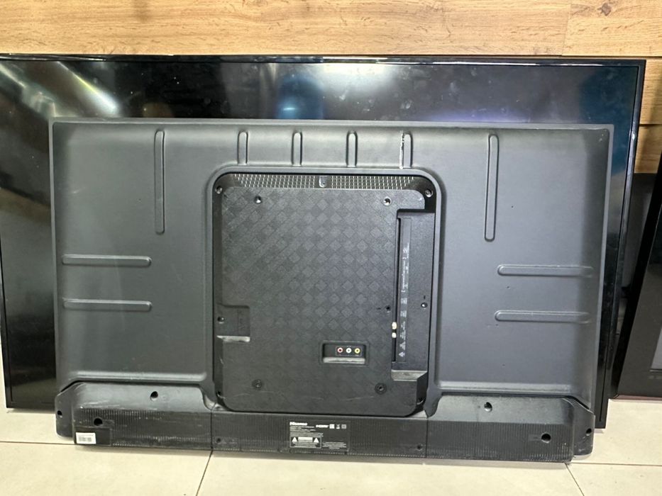 Продам телевизоры на запчас срочна