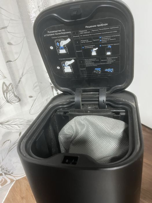 Продам робот пылесос !