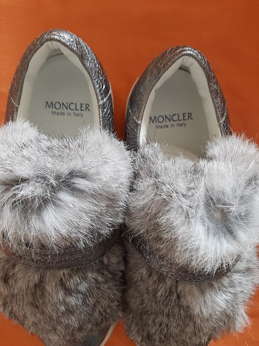 Маратонки MONCLER