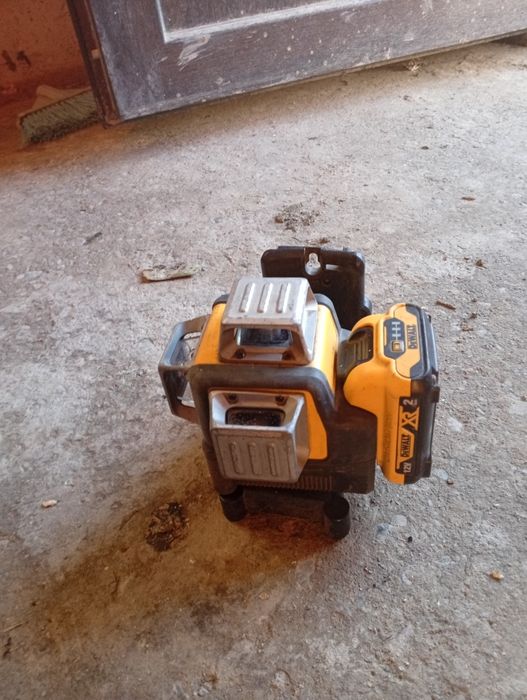 Laser DeWalt la .