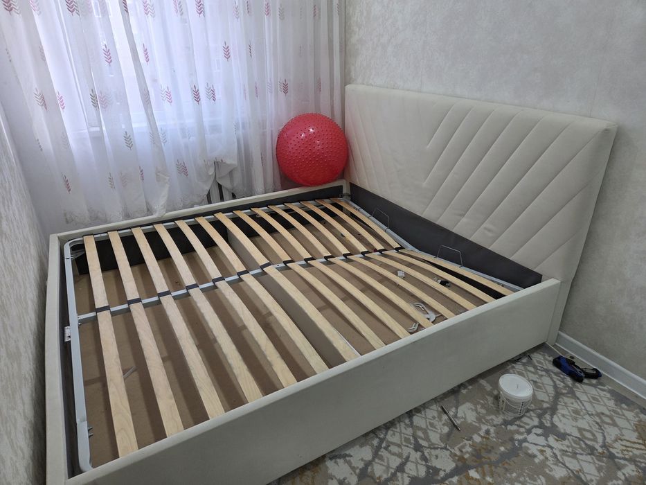 Продам кровать ИКЕА