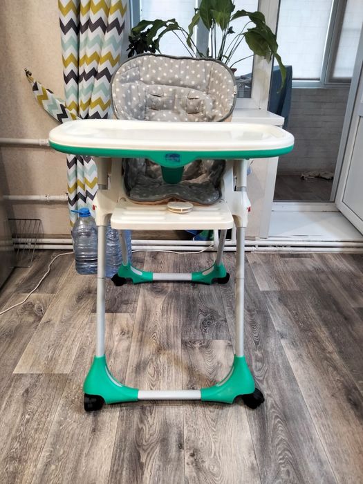 Стульчик детский для кормления.