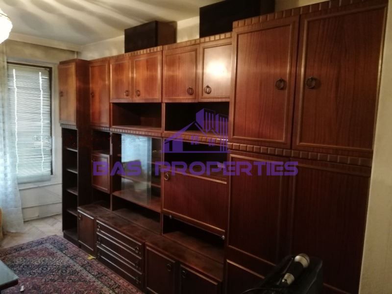 Продава се Тристаен апартамент в София, Гевгелийски - 90 кв.м за 1667 €/кв.м - Снимка #2