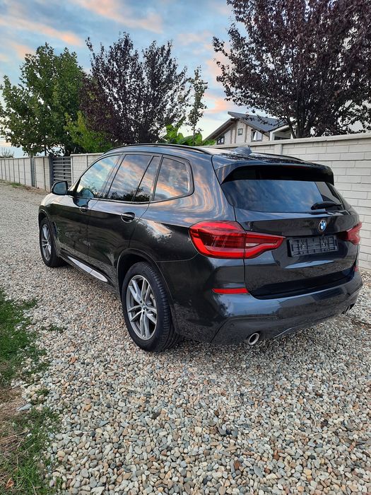 BMW X3 M-PACHET  xDrive 2.0d /Panoramic/Head-up/Harman Kardon/Faruri Adaptive