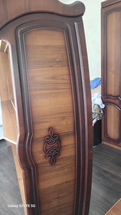 Продам 2х спальный гарнитур