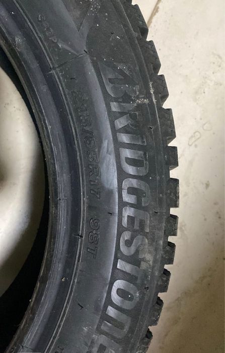 Продам пару зимней резины