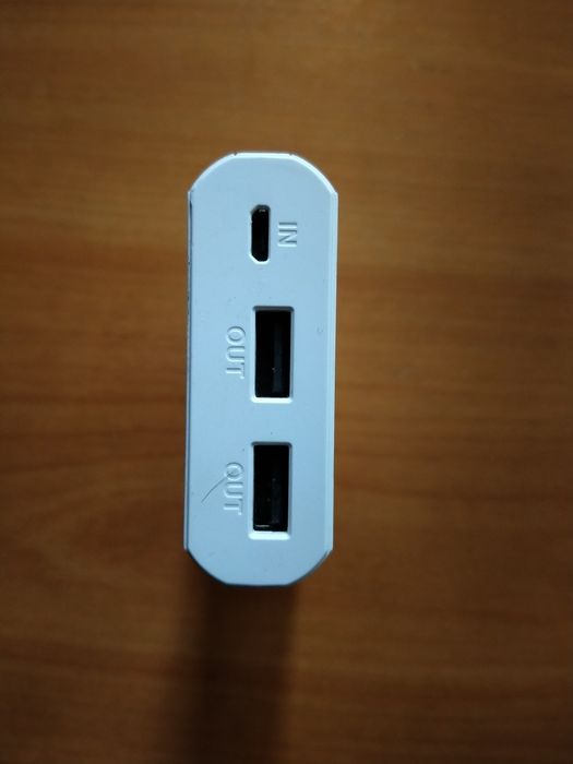 Продам повербанк на 7800mAh