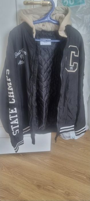 Куртка (бомбер) на подростка