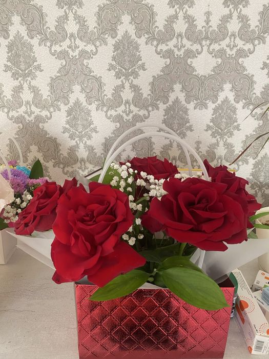 Продаю цветы сост свежие