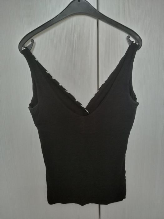 Top elegant accesorizat marimea S-M