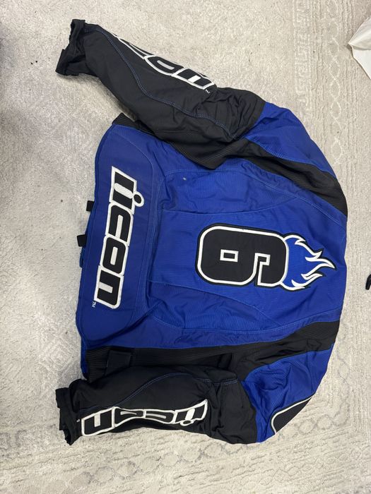 продам мото куртку