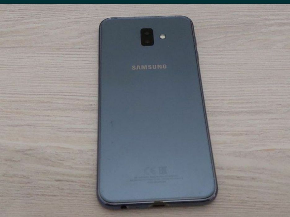 Samsung Galaxy J6 Plus  2018 3/32  GB holati yaxshi  karobka dokumenti