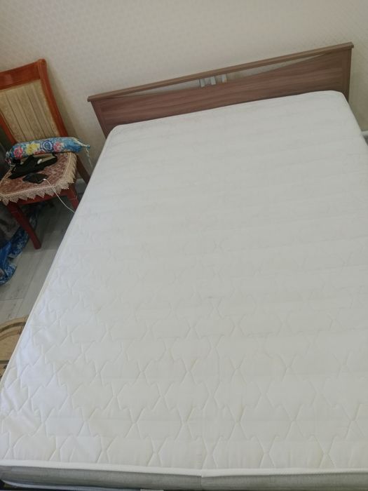 Продам кровать двуспальный