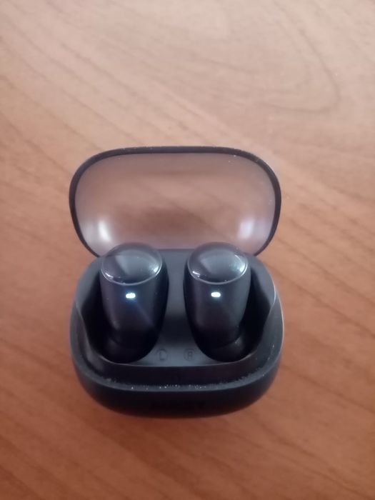 Беспроводные наушники 2000