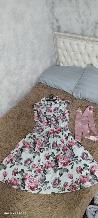 Платье новое 44-46  размер