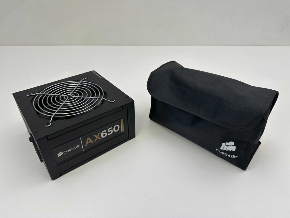 Corsair AX650 Gold Professional Series модулно захранване