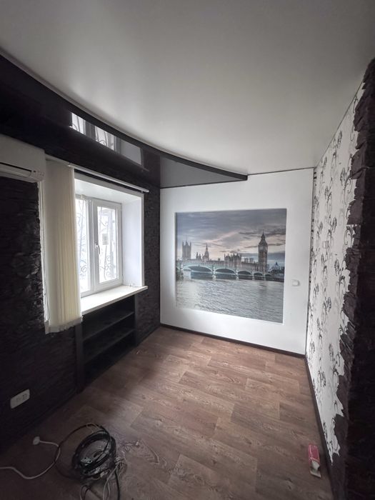 2 комнатная, Космонавтов 4