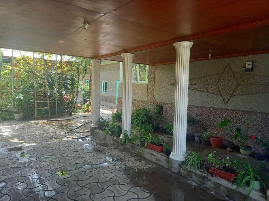 Uy sotiladi 6 sotix, 8 xona Beruniy mahallasi