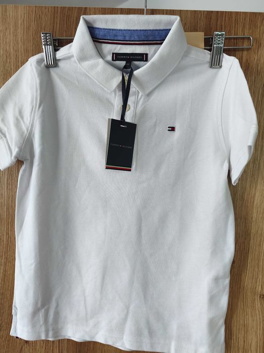 Tommy Hilfiger нова тениска 2-3год